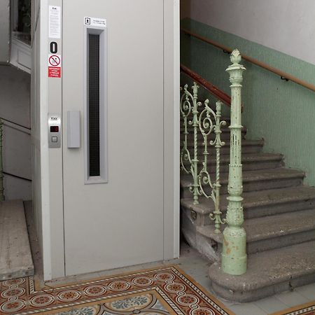 7K - Apartmany Lazenska 카를로비바리 외부 사진