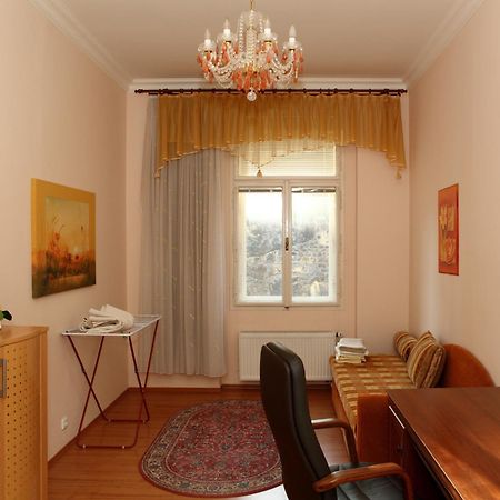 7K - Apartmany Lazenska 카를로비바리 외부 사진